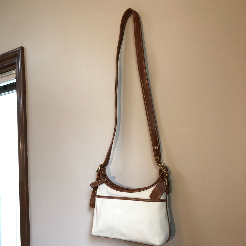 Coach Canvas Legacy Medium Pocket ZIP